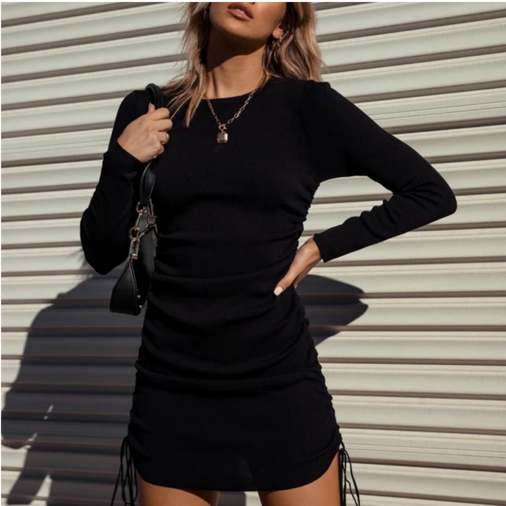 Lioness Black Long-Sleeve‎ Mini Dress XXS